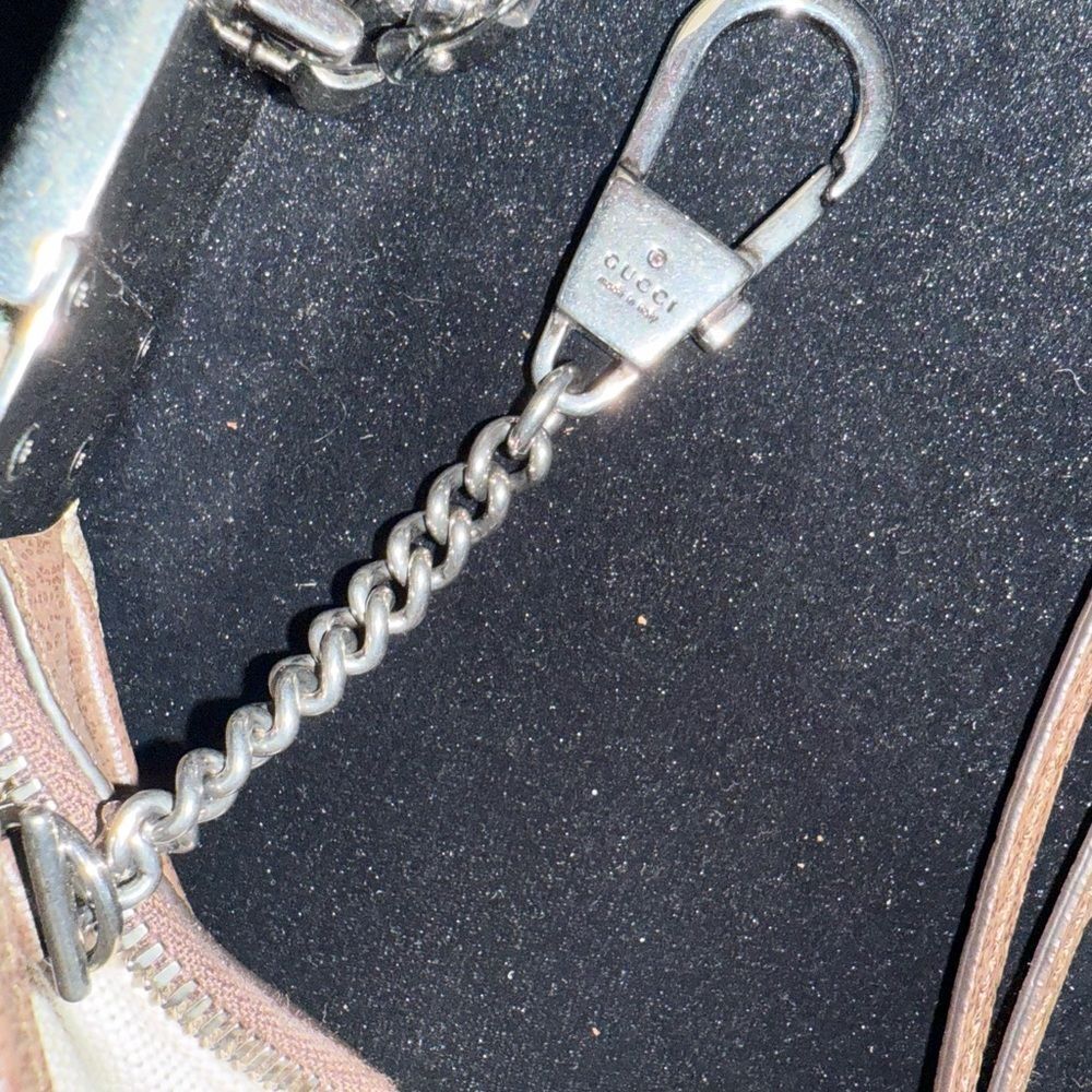Brand new with tags GUCCI ATTACHE MINI BAG fits phone - Picture 10 of 14